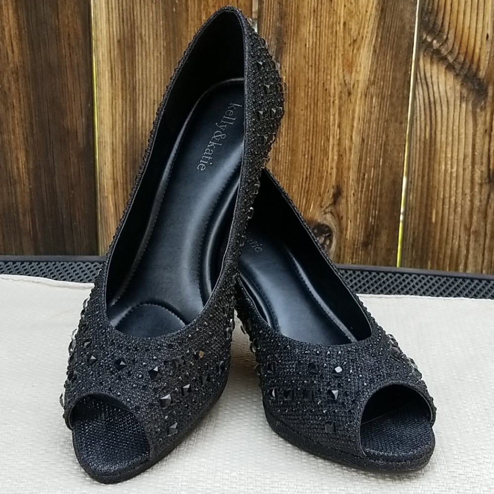 Kelly & Katie Black Bling Pump